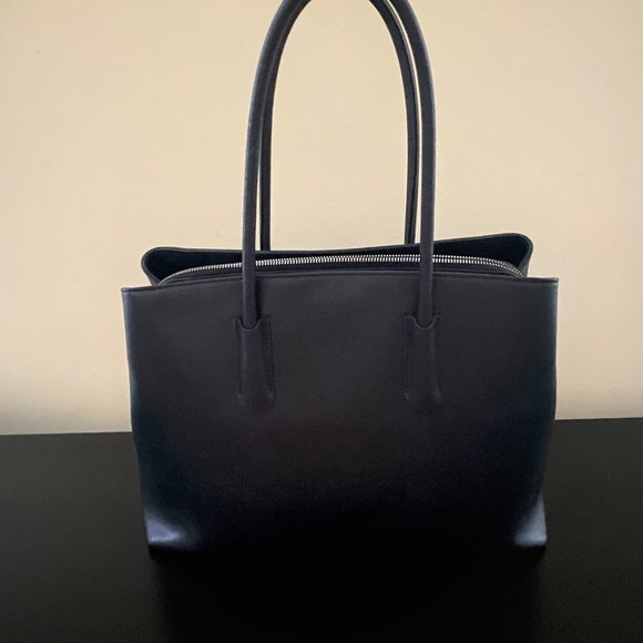 "Furla"  Women's Leather Tote Bag in Black - Picture 3 of 7